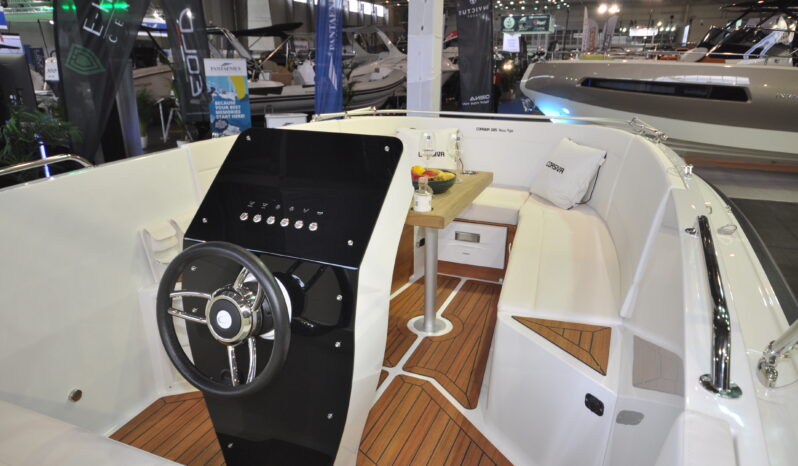 Corsiva 605 New Age Stream edition – elektromos nagy teljesítményű day cruiser full