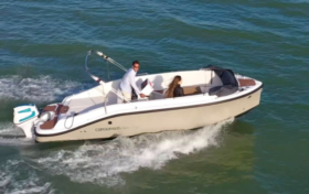Corsiva 605 New Age Stream edition – elektromos nagy teljesítményű day cruiser