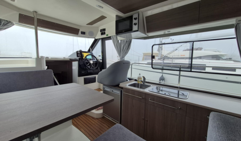 Suncamper 35 – majdnem új 2023 elektromos lakó / túrahajó céges értékesítés full