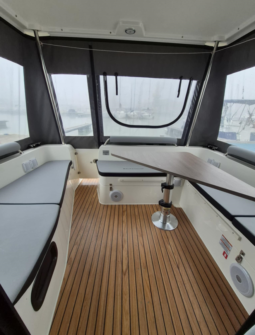 Suncamper 35 – majdnem új 2023 elektromos lakó / túrahajó céges értékesítés full