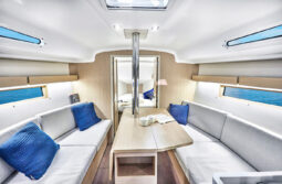 Új Beneteau Oceanis 34.1 vitorlás hajó full