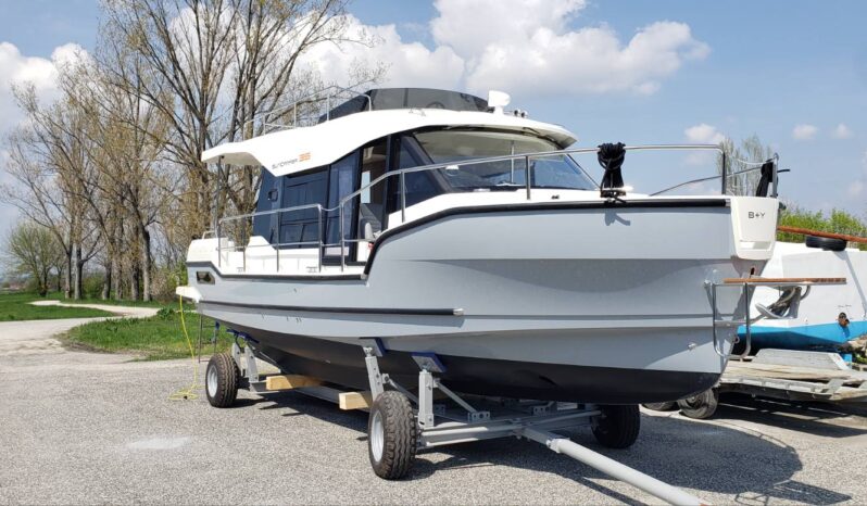 Suncamper 35 – újszerű 2023 elektromos lakó / túrahajó céges értékesítés full