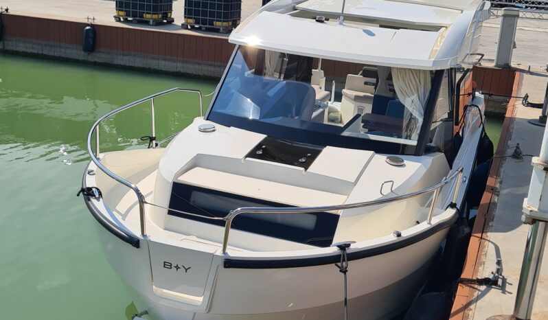 Suncamper 31 – ÚJ 1 szezon elektromos lakó/túra hajó – 50 LE külmotorral – 26 kWh full