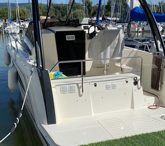 Balt 818 – elektromos lakó/túra yacht prémium felszereltséggel magánszemélytől full