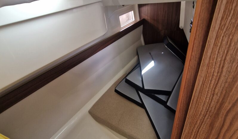 SUNCAMPER 35 – Kiváló állapotú 3 szezonos elektromos lakóhajó full